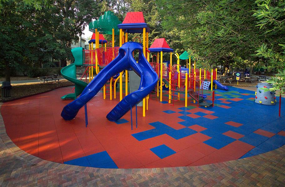 Playground-Rubber-Flooring-Design-Ideas.jpg (128 KB)
