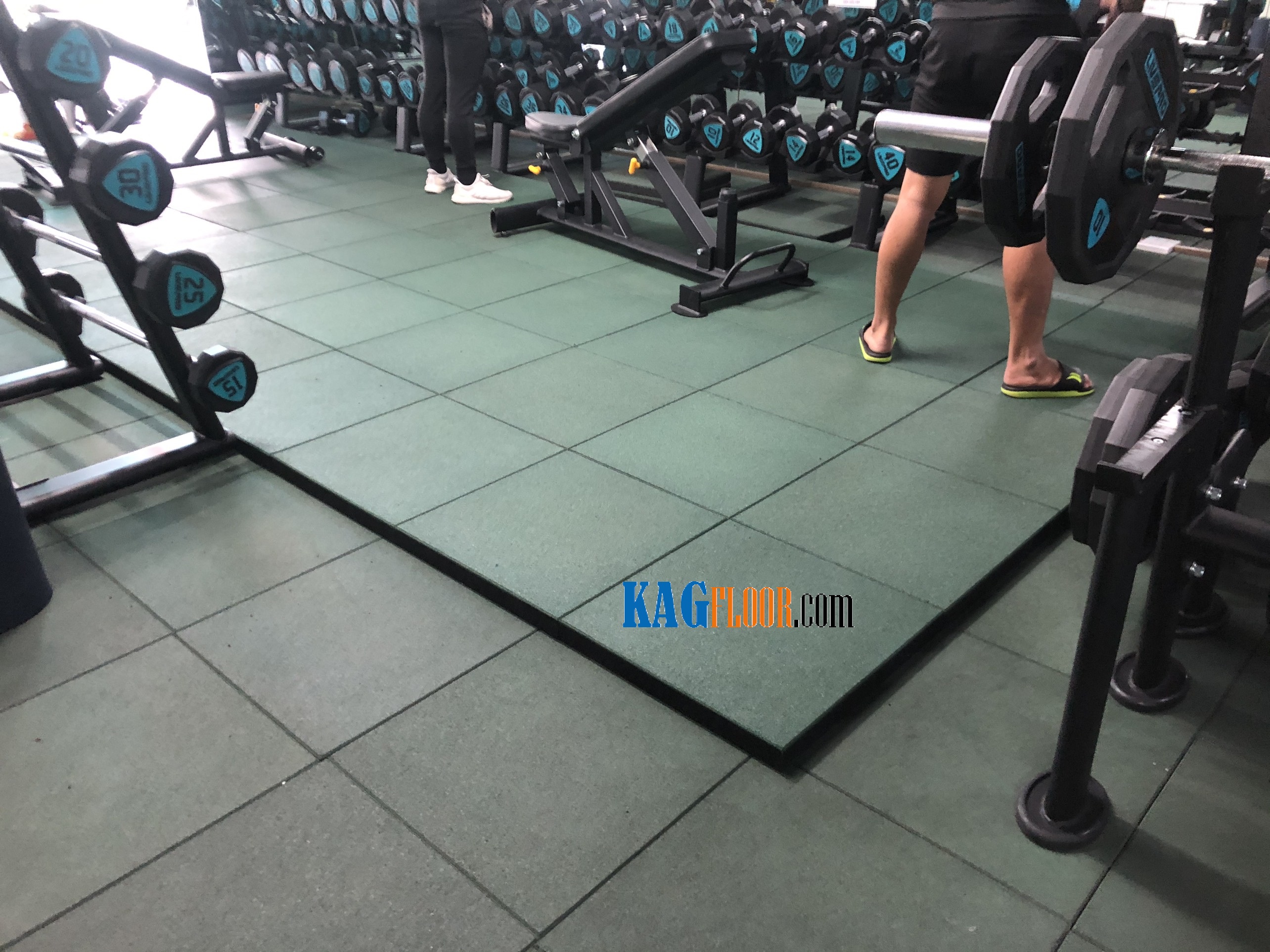 Gạch cao su 45mm Giảm chấn phòng gym Slife Gò Vấp