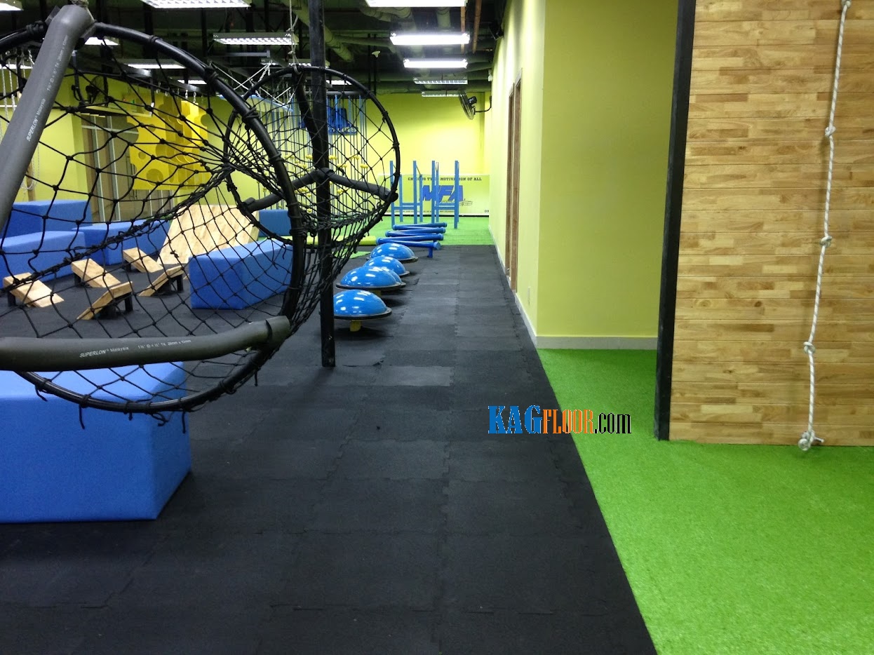 Gym bình thạnh - sử dụng gạch cao su Puzzle
