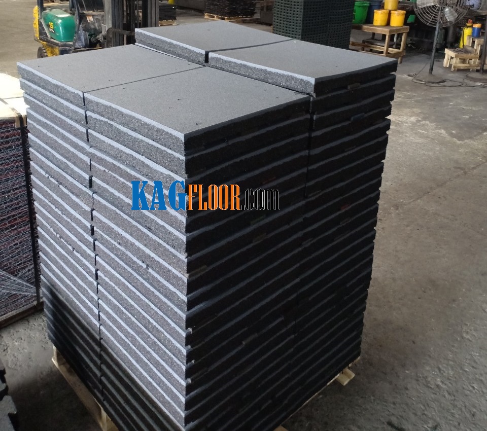Gạch cao su KAGTILE 500x500x45mm